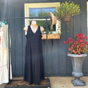 The drop NWT v neck black button down 100% cotton dress